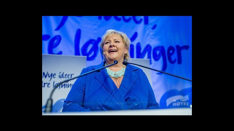 Norvegia, Solberg: Colloqui per governo coalizione di centro-destra