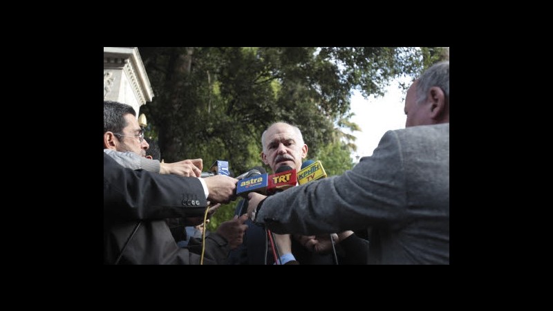 Grecia, fiducia a Papandreou: Ottenuti 155 voti su 300