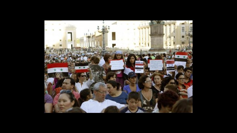 FOCUS Siria, in veglia siriani pro-Assad: E’ solo una sporca guerra