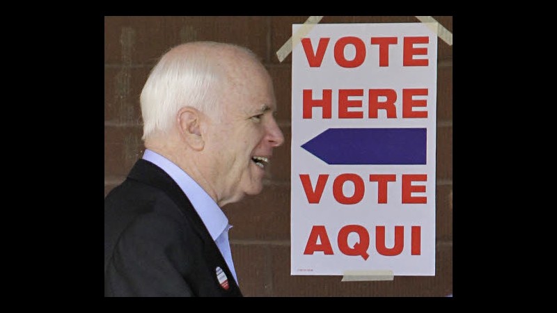 Usa,McCain: Siamo masochisti in famiglia, ma non tanto da ricandidarmi