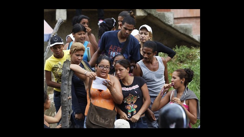 Venezuela, ancora scontri in carcere a Guatire: secondo detenuti 17 morti