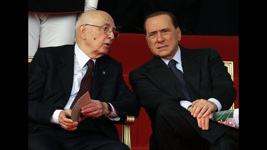 Napolitano: Fiducia in responsabilità Berlusconi, no rischiosa crisi