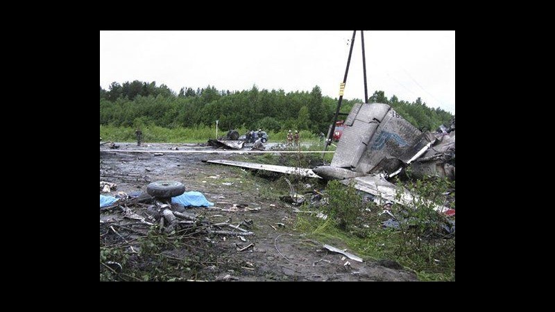 Russia, schianto aereo frutto di probabile errore umano