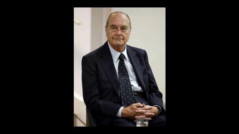 Francia, Chirac torna in aula il 5 settembre per accuse di corruzione