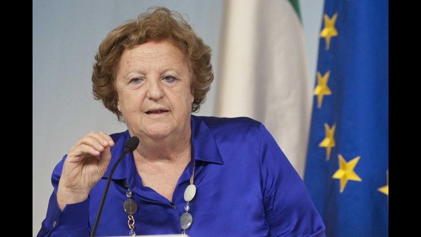 Carceri, Cancellieri: Scontare la pena non può essere una tortura