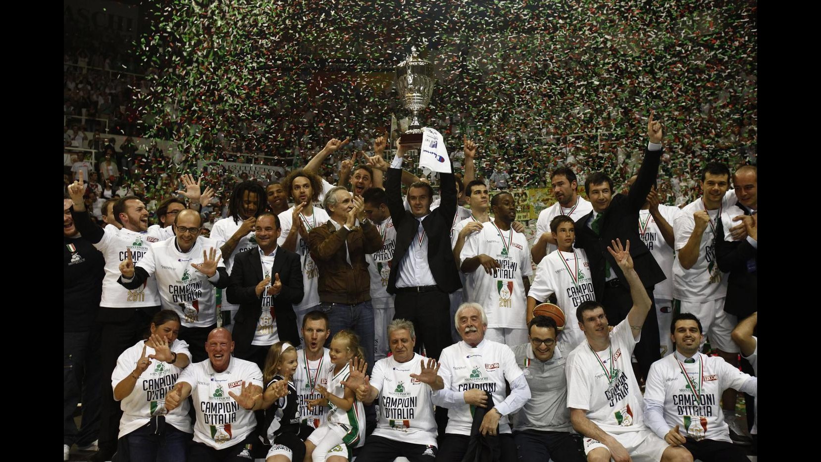 Basket, Serie A: la Montepaschi Siena è campione d’Italia