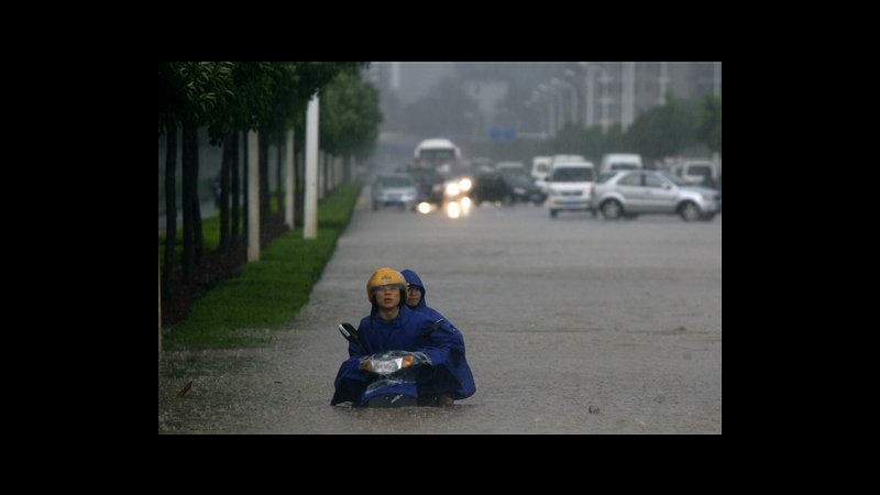 Cina, 2milioni e 600mila persone colpite da alluvioni, danni 5 mld yen