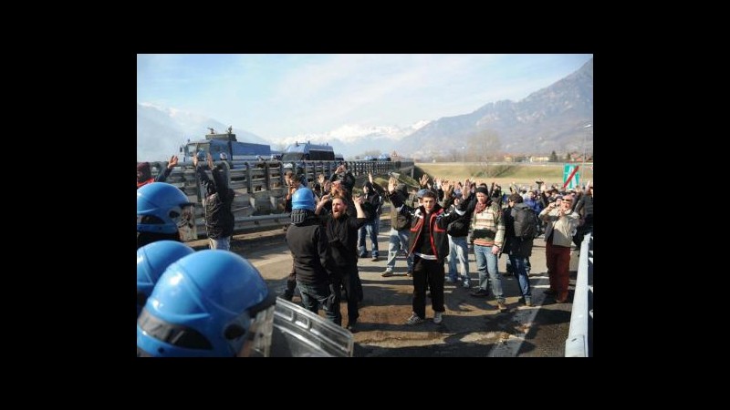 Fermati 5 giovani No Tav stranieri: in auto benzina e maschere antigas