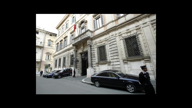 Bertolini e Stracquadanio a palazzo Grazioli da Berlusconi