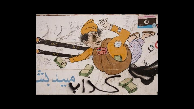 Libia, portavoce ribelli esclude che Gheddafi rimanga nel Paese
