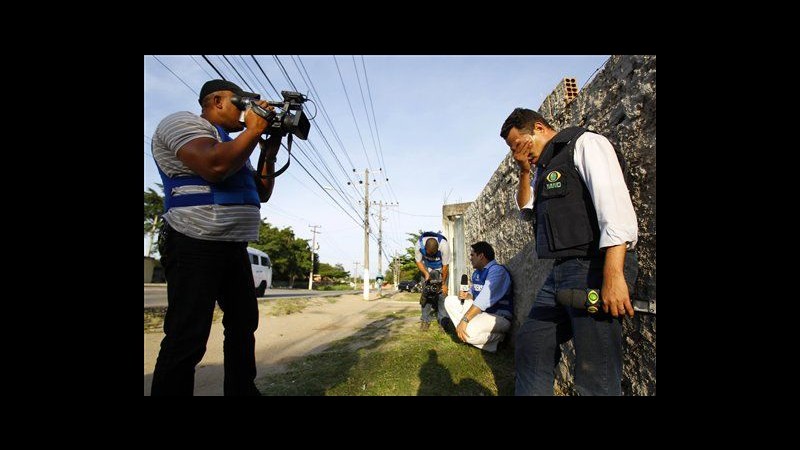 Brasile, cameraman ucciso in operazione polizia in uno slum di Rio