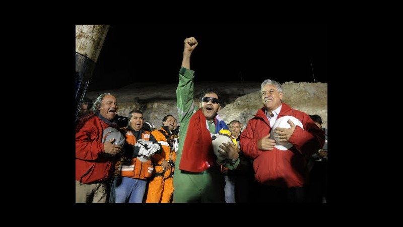 Cile,14 dei 33 minatori intrappolati chiedono pensionamento anticipato
