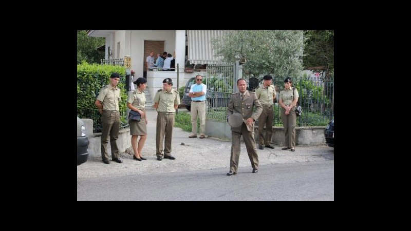 Militare ucciso, i familiari oggi a Roma per attendere la salma