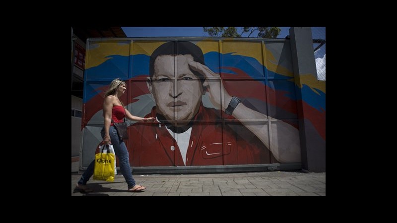 Venezuela, ministri di Chavez arrivano a Cuba per colloqui su governo