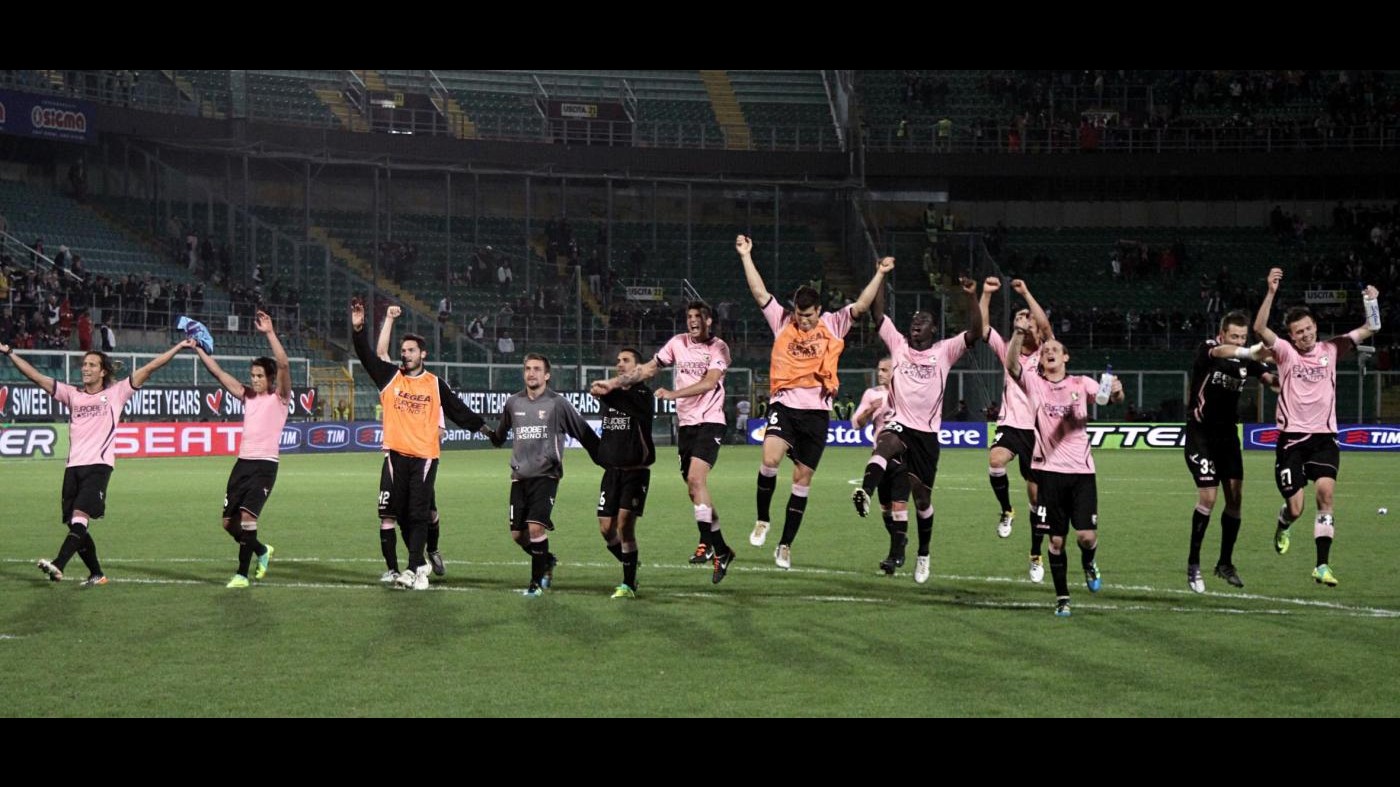 Serie A, Palermo implacabile al Barbera. Bologna ko 3-1