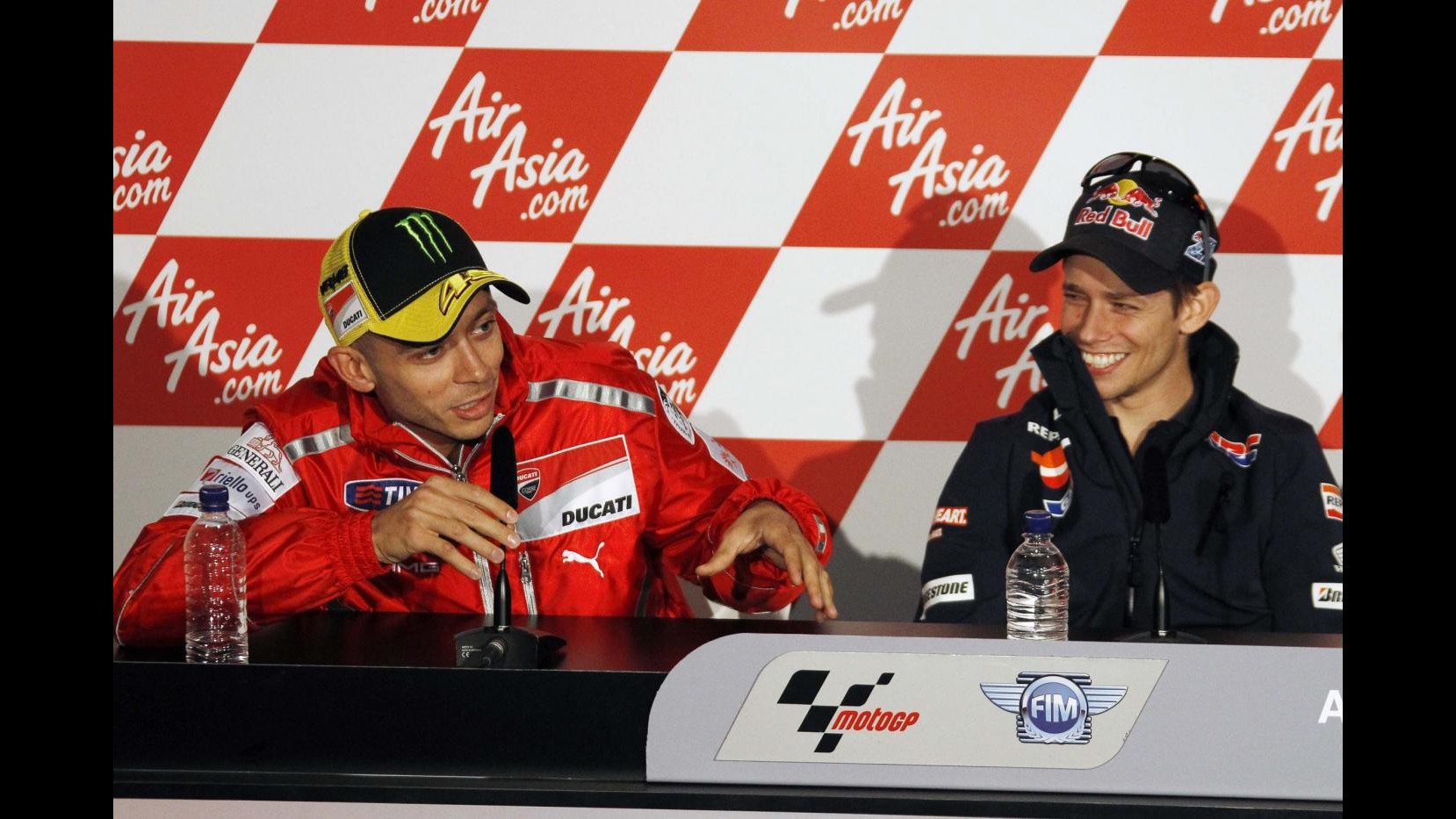 MotoGp, Stoner in pole al Mugello. Rossi: Salvare il salvabile