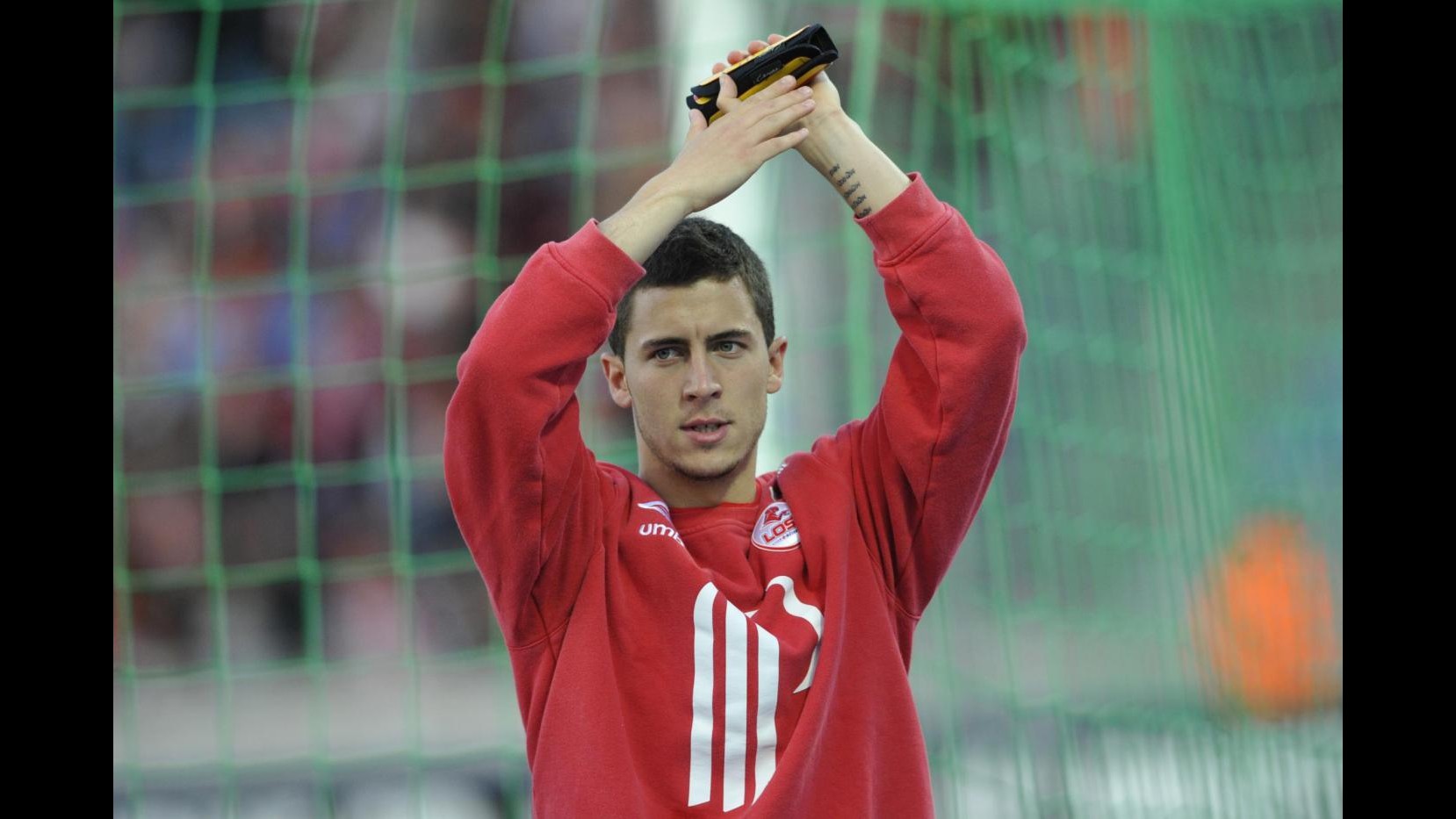 Inter, pronti 40 milioni per Hazard. Blitz in Argentina per Alvarez