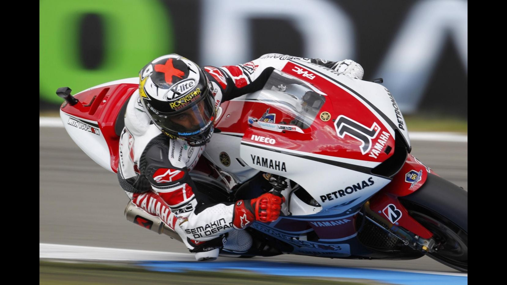 MotoGp, Italia: Lorenzo davanti al Sic nelle ultime libere, Rossi ottavo