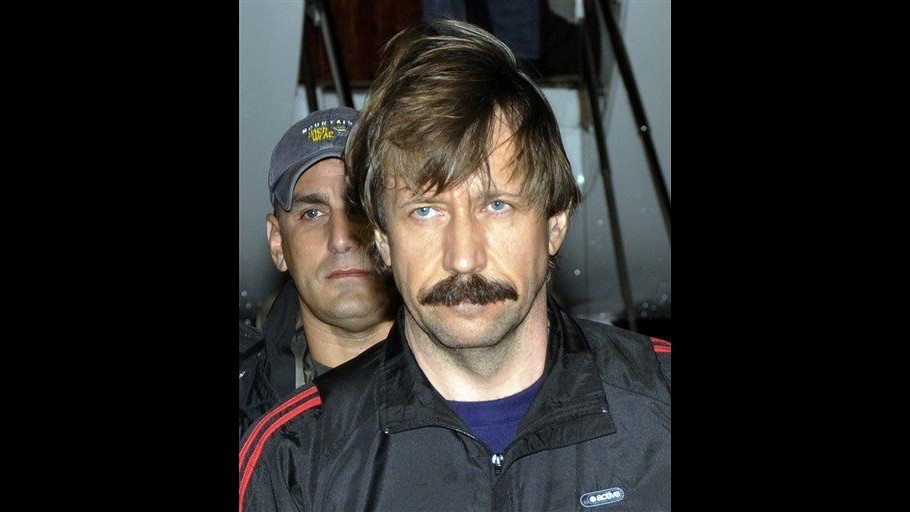Libia, trovati documenti su legame regime con trafficante d’armi russo