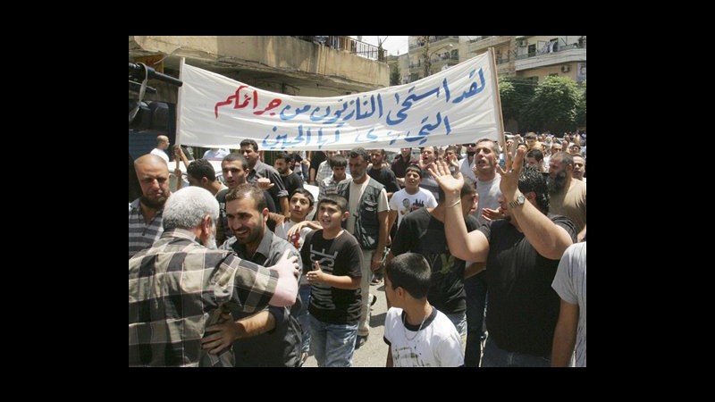 Siria, manifestazioni in 172 località, 14 dimostranti uccisi