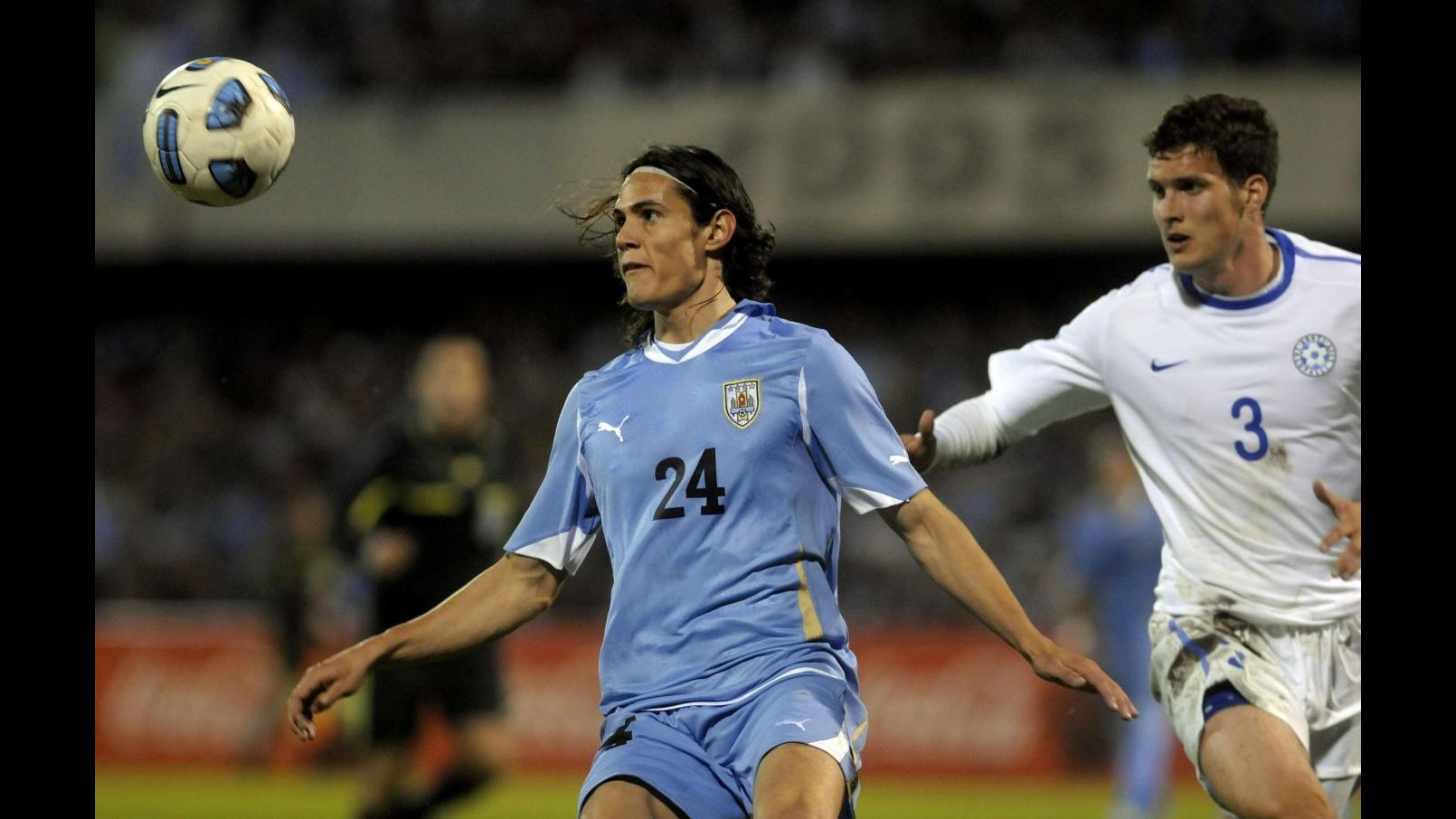 Calcio, agente Cavani: Il Manchester Utd? E’ Fantamercato