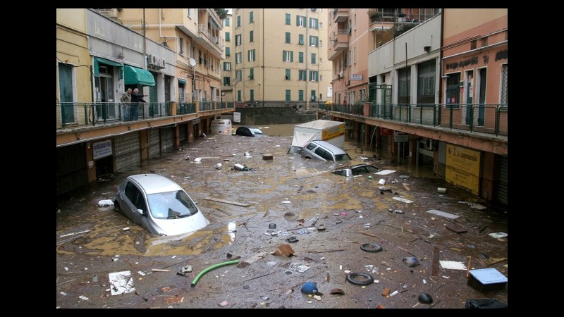 Maltempo, Genova in ginocchio