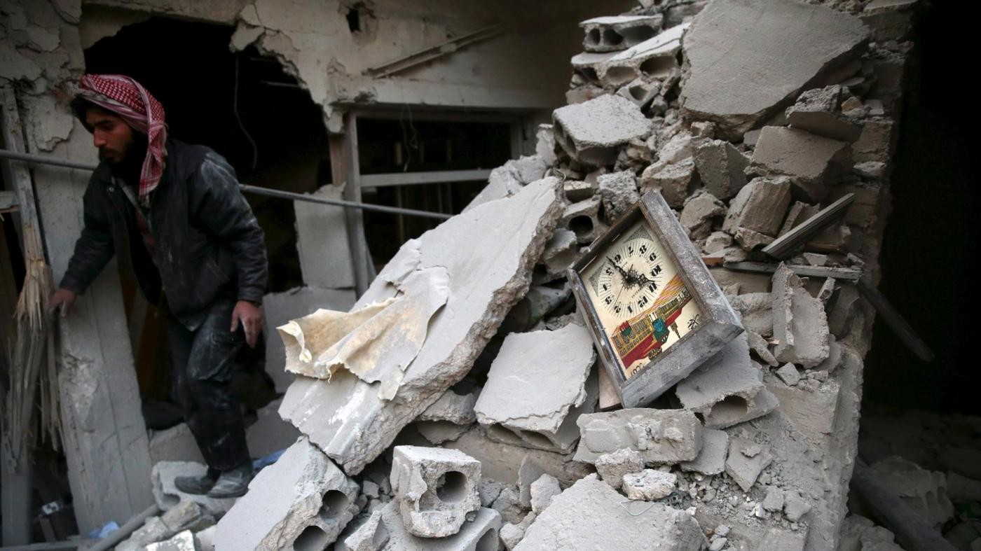 Siria, attacco dell’Isis nel quartiere sciita: 60 morti