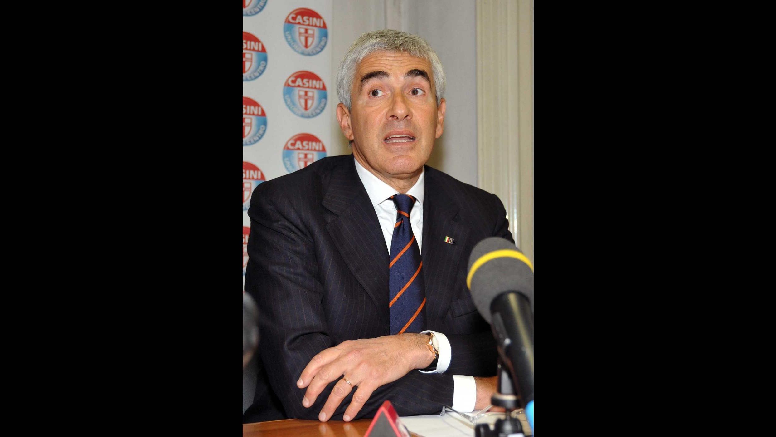 Casini: Governo di larghe intese, per guida ci affidiamo a Napolitano