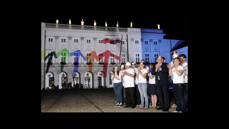Ue, Polonia assume presidenza di turno: si festeggia in tutto il Paese