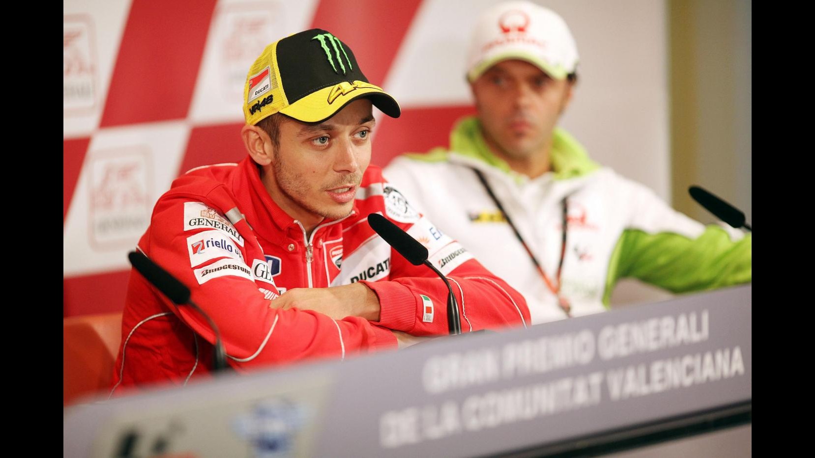 Rossi: A Valencia per onorare Simoncelli. Capirossi in gara col 58