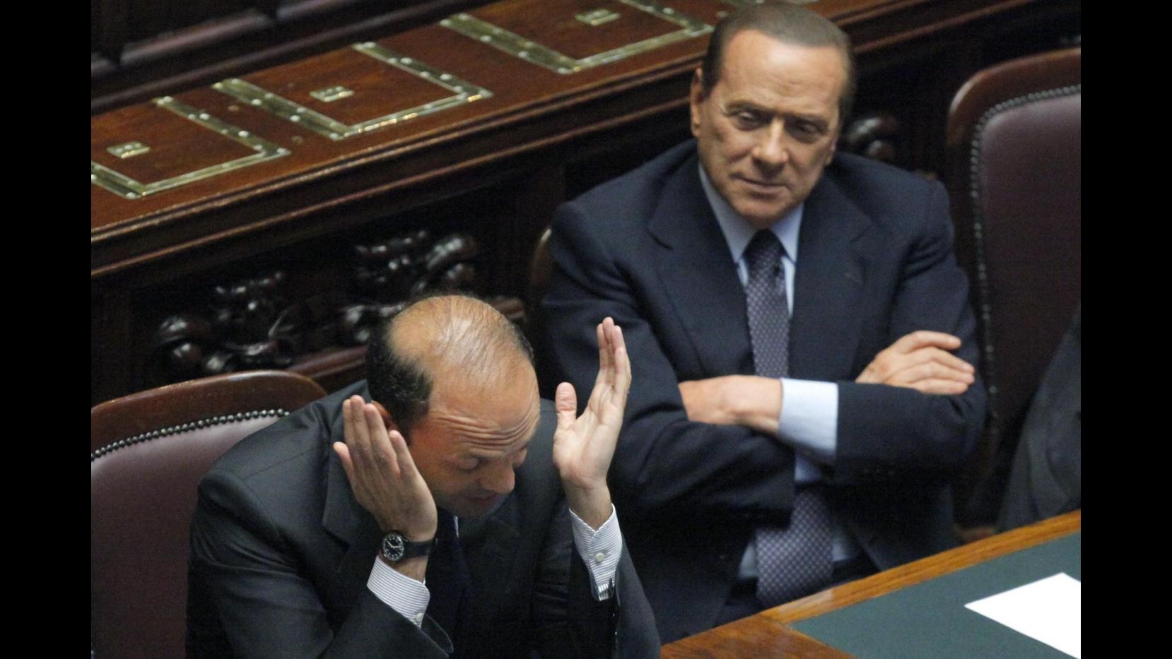 Quanti grattacapo per Alfano