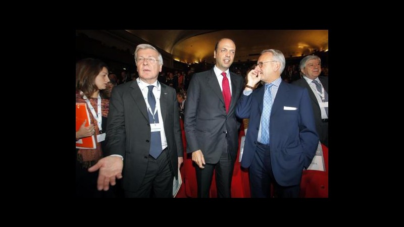 Consiglio nazionale Pdl: Angelino Alfano misura il suo gradimento