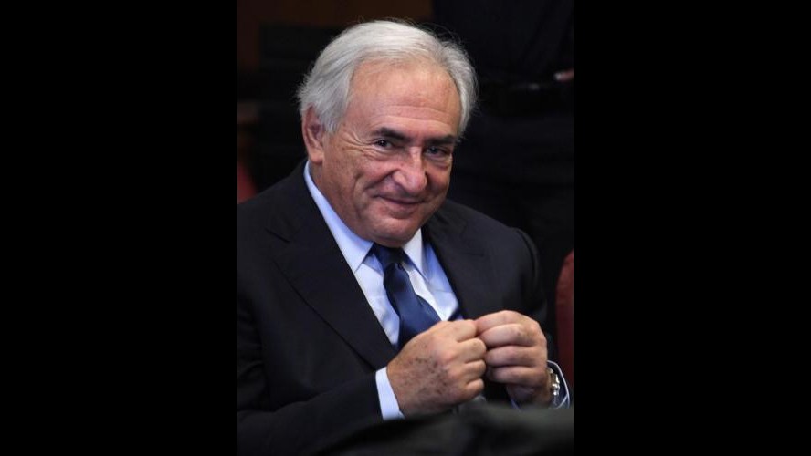Strauss-Kahn è libero. L’ex Fmi: Grazie vostro onore