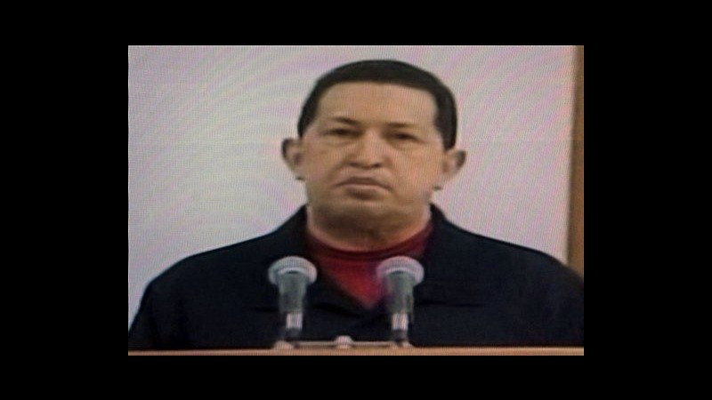 Chavez in tv: Secondo intervento per tumore, mi sto riprendendo