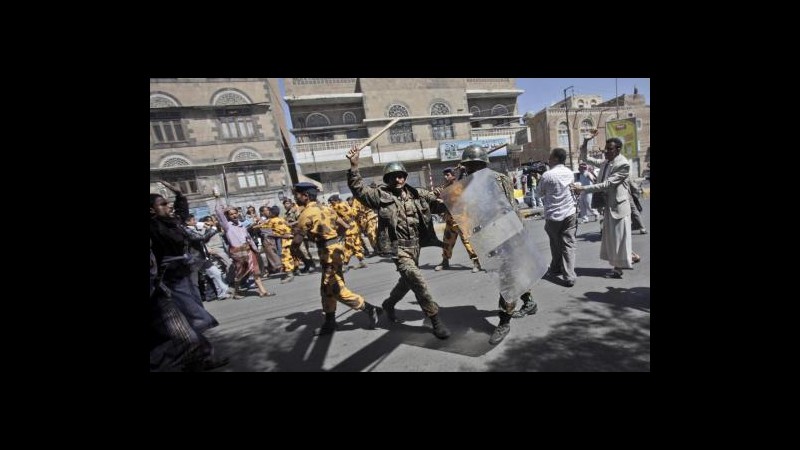 Yemen, scontri a Taiz tra forze opposizione e regime: 9 morti, 40 feriti