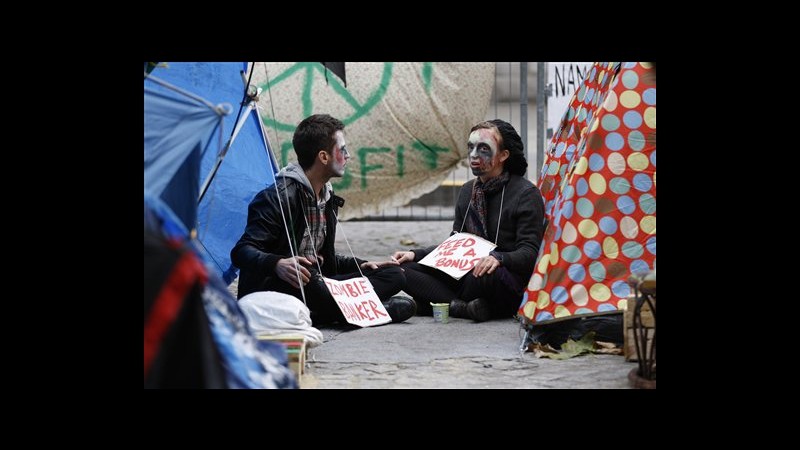 Indignati, City of London sospende azione legale contro dimostranti