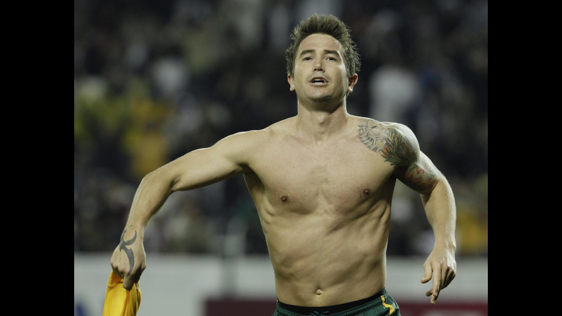 Calcio, ex Liverpool Kewell torna in Australia ‘pagato’ dagli sponsor