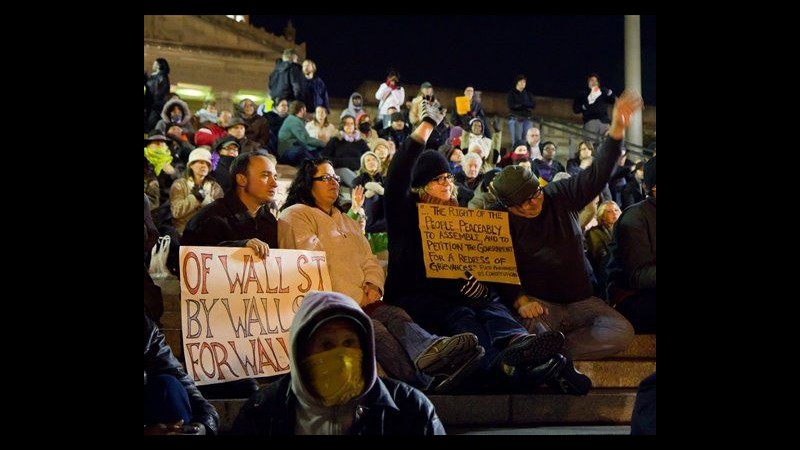Occupy Wall Street, gov. Tennessee ordina arresti, giudice rifiuta