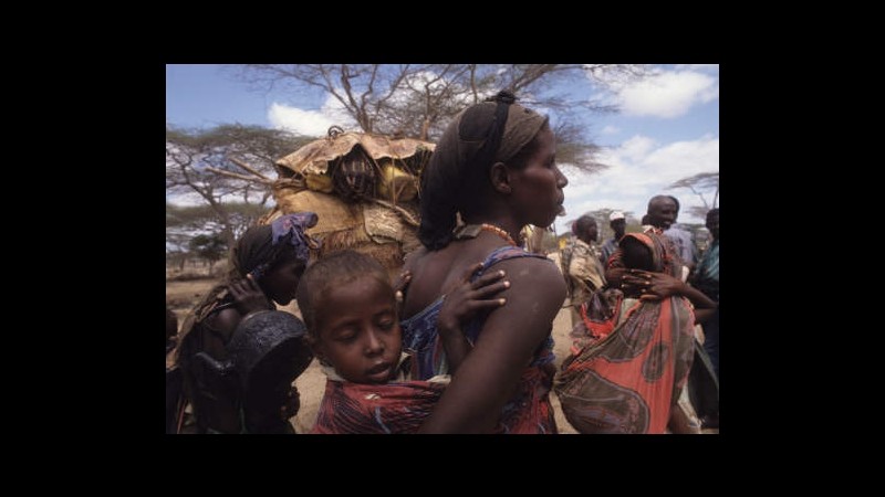 Save the Children: 800 bimbi somali al giorno in campi rifugiati Kenya