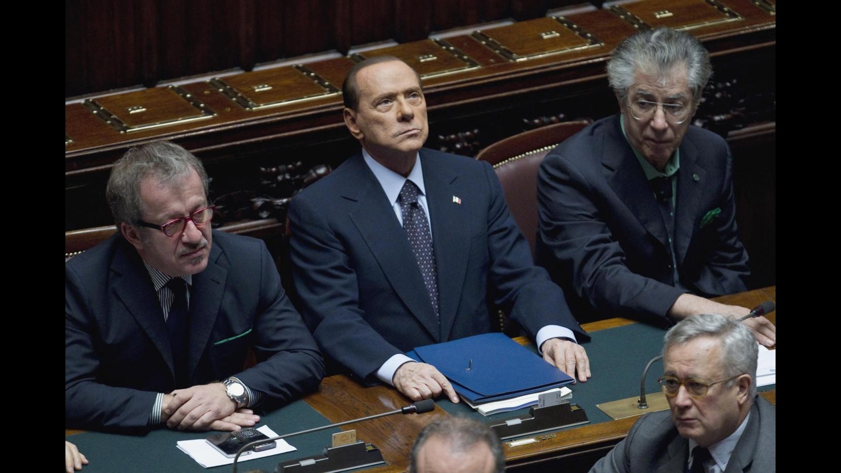 Berlusconi: Dimissioni gesto responsabile