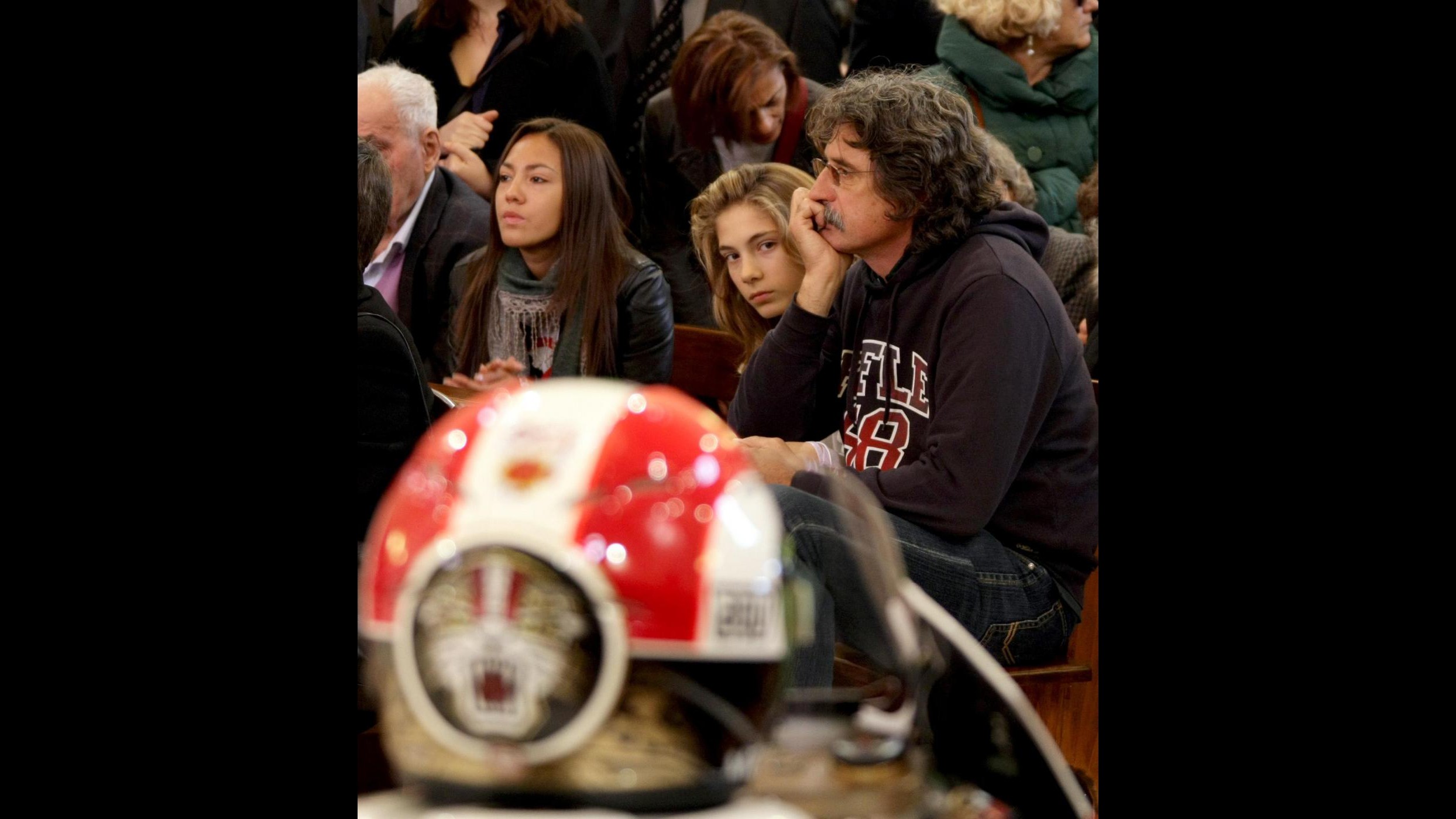 Padre Simoncelli: A Valencia no minuto silenzio, fate rombare i motori