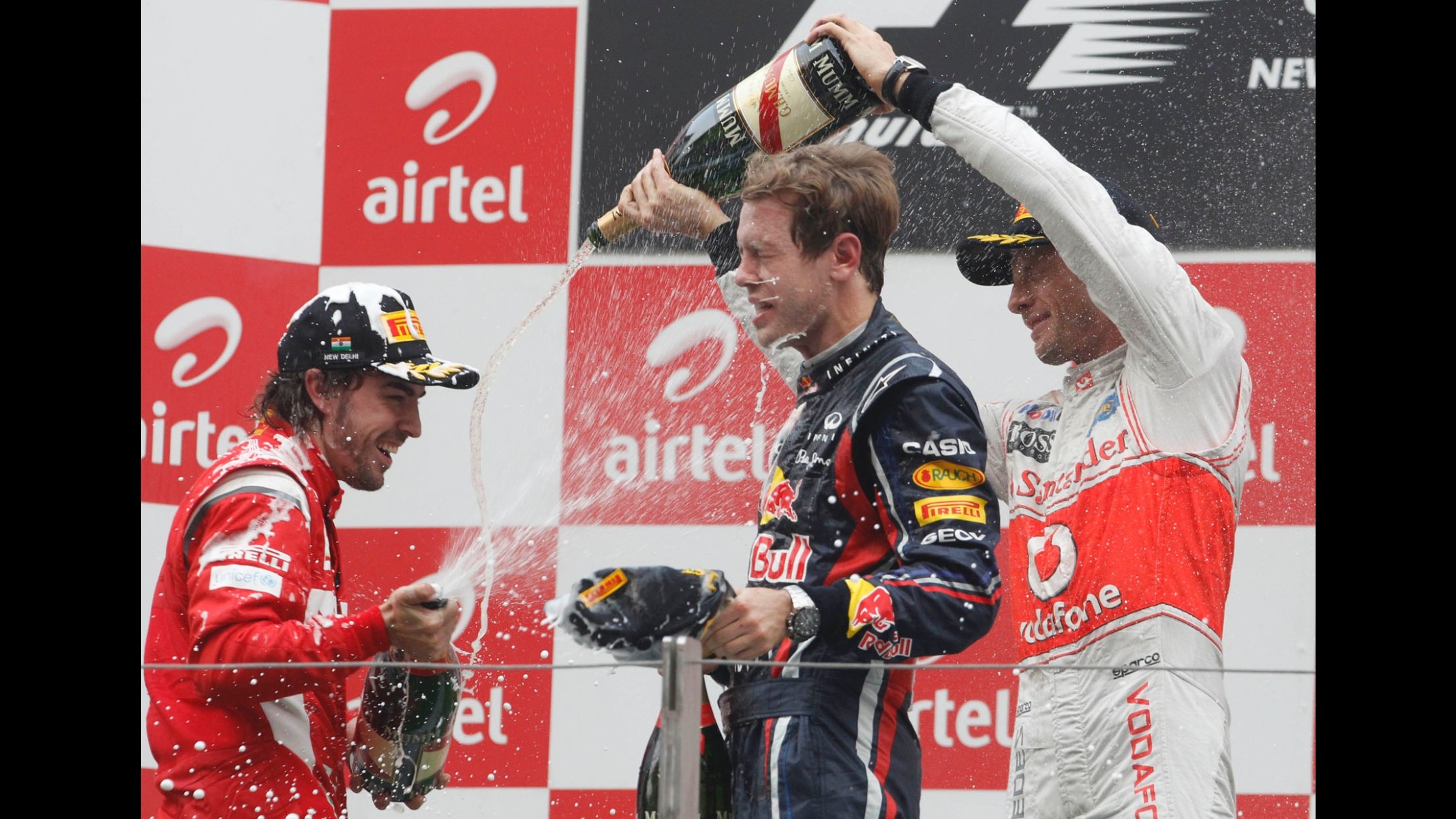 F1, Vettel trionfa anche in India