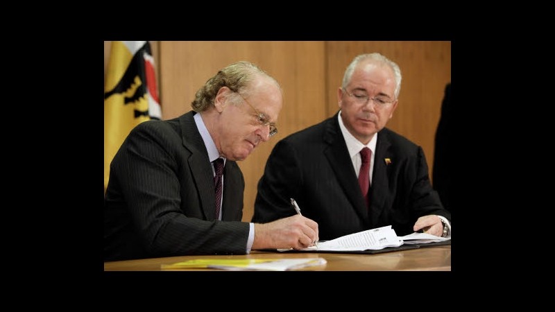 Eni firma accordi per progetti in Venezuela