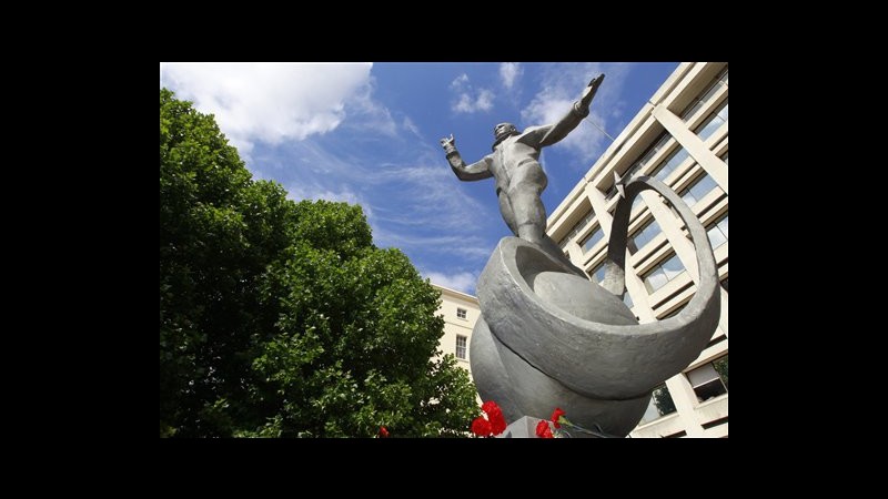 Inaugurata nel centro di Londra la statua di Yuri Gagarin