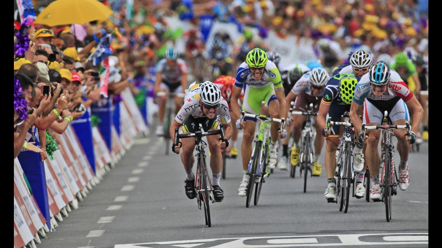 Ciclismo, Tour de France: oggi ultima volata prima dei Pirenei