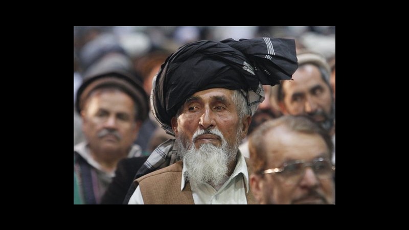 Afghanistan, studenti contestano ok Loya Jirga a permanenza truppe Usa