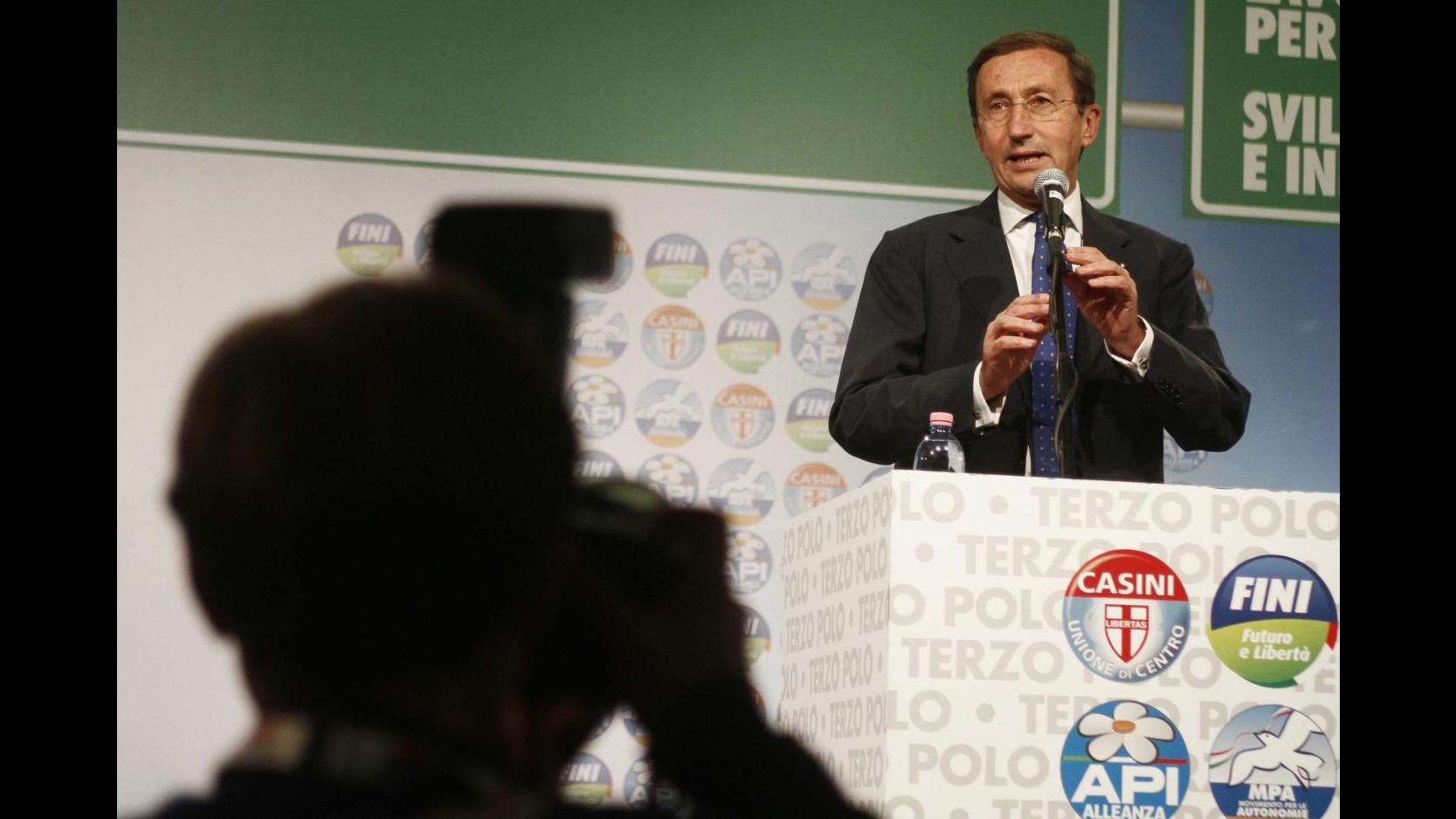 Terzo Polo: Voltare pagina per rinascita del Paese