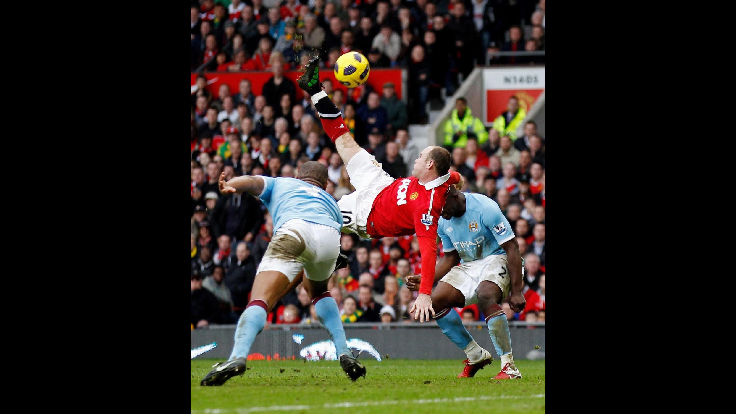 Rooney, Messi, Neymar e Ibra in corsa per il gol più bello del 2011
