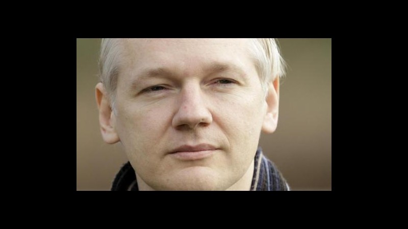 WikiLeaks, madre Assange tra manifestanti contro estradizione in Usa