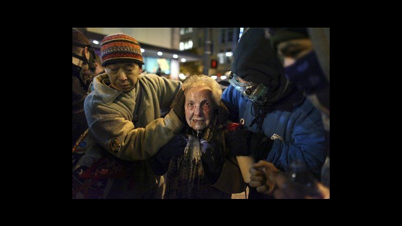 Occupy Wall Street, 84enne colpita da spray al peperoncino a Seattle